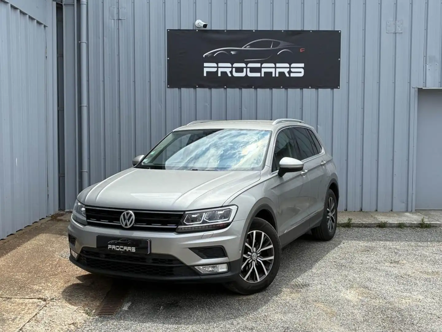 Volkswagen Tiguan 1.4 TSI BlueMotion 150 CH Confortline Gris - 1