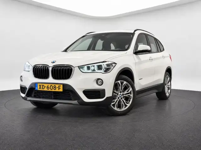BMW X1 SDrive18i Centennial Executive (PANO, LED, CRUISE,