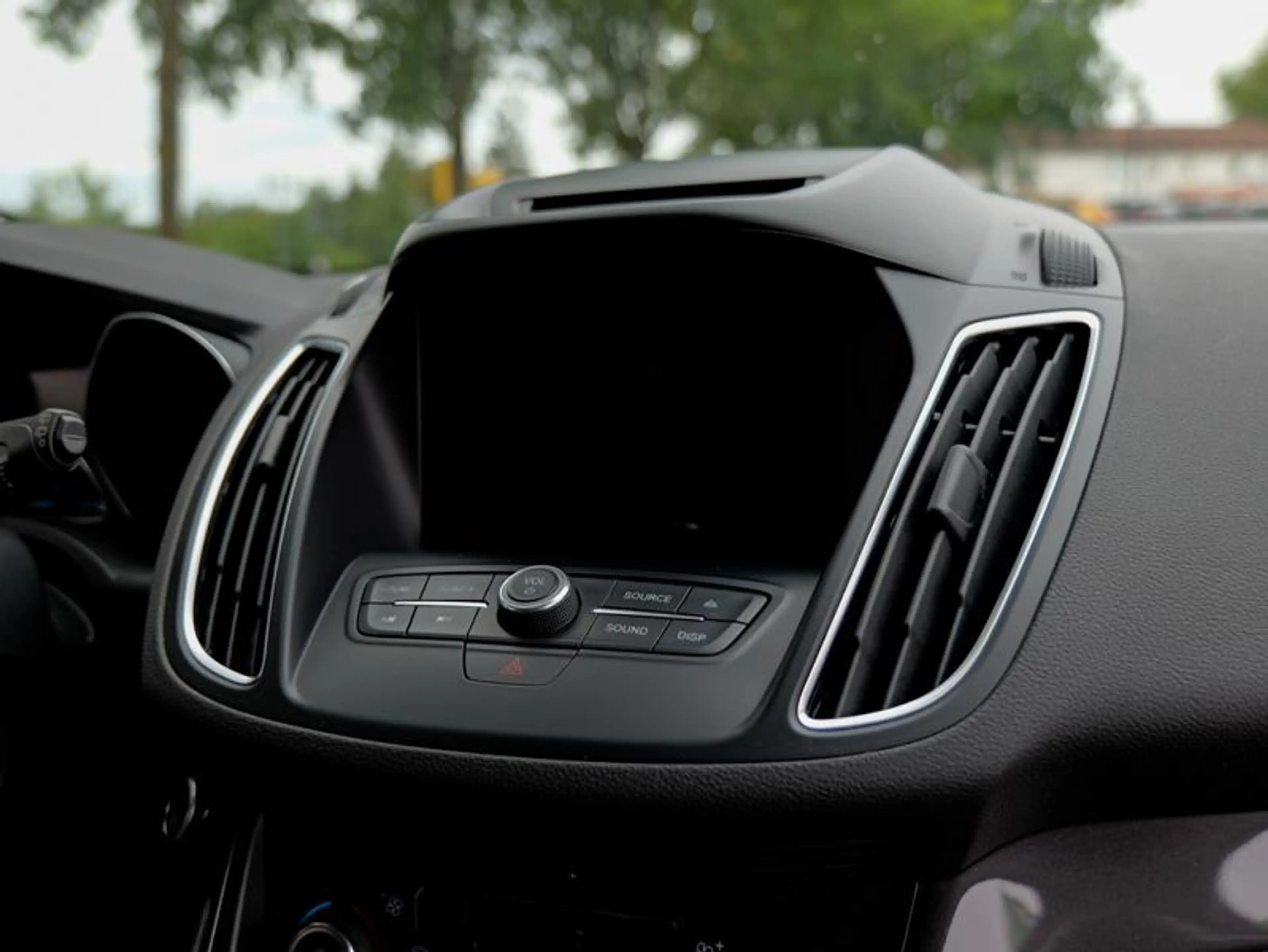 Ford C-Max Titanium — photo 11
