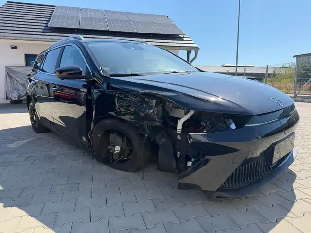 MG MG5 LUXURY