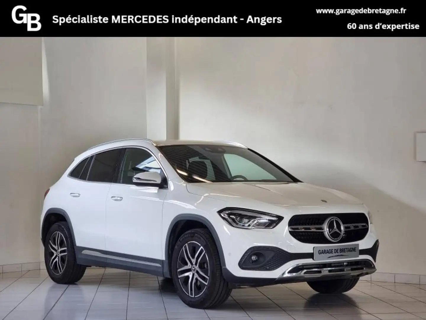 Mercedes-Benz GLA 200 200 163ch Business Line 7G-DCT Blanc - 1