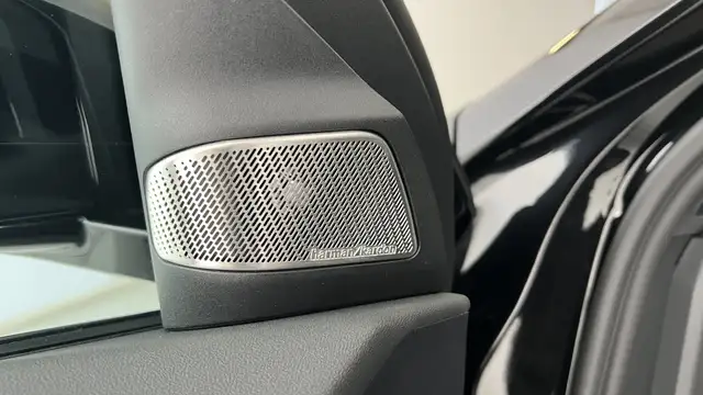 BMW iX3 50 xDrive Ansicht 11