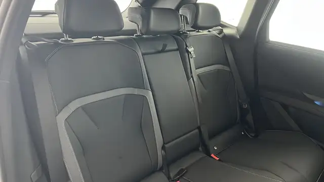 BMW iX3 50 xDrive Ansicht 6