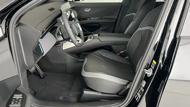 BMW iX3 50 xDrive Ansicht 13