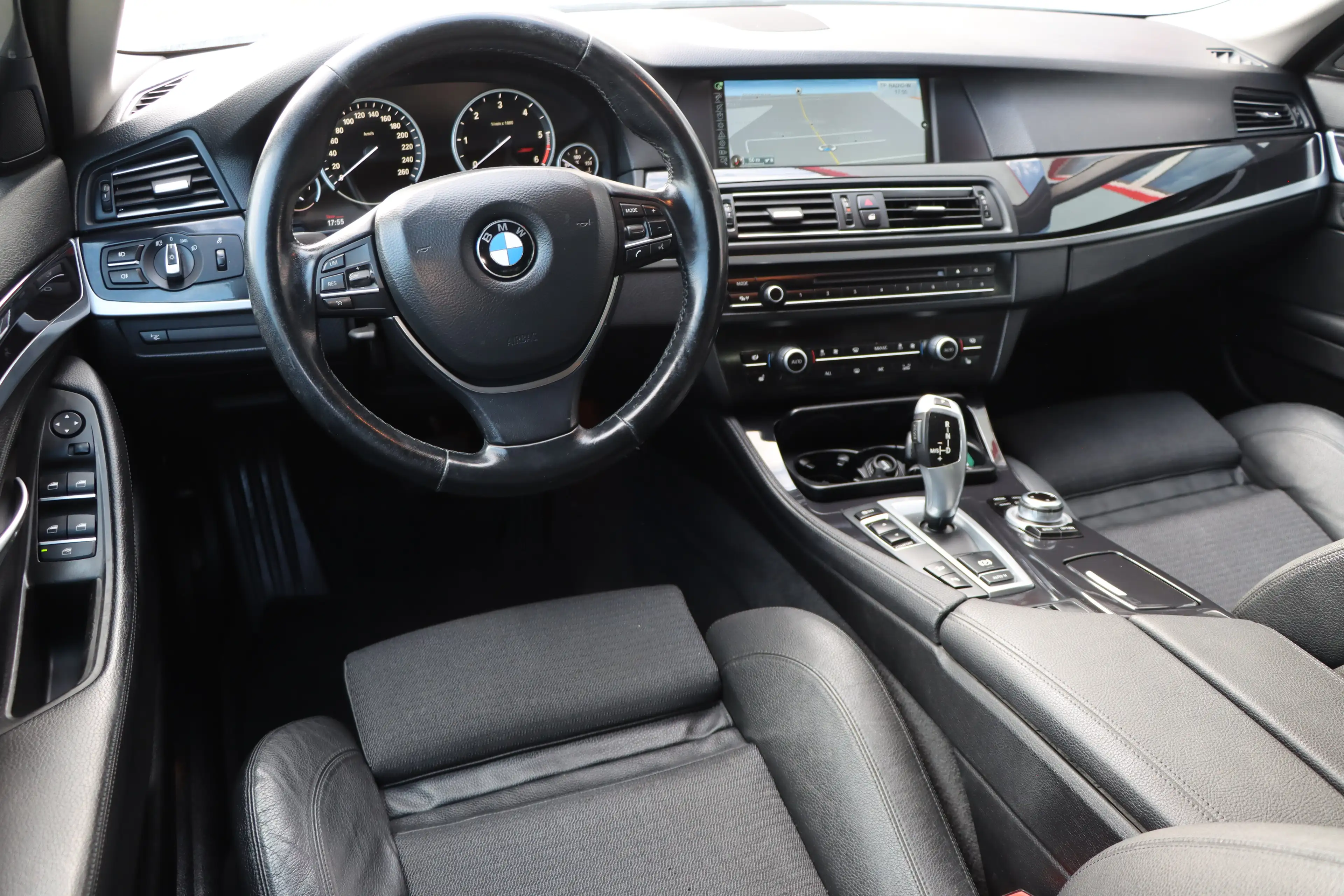 BMW 525 525 d xDrive | NAVI | XENON | AHK | — photo 12