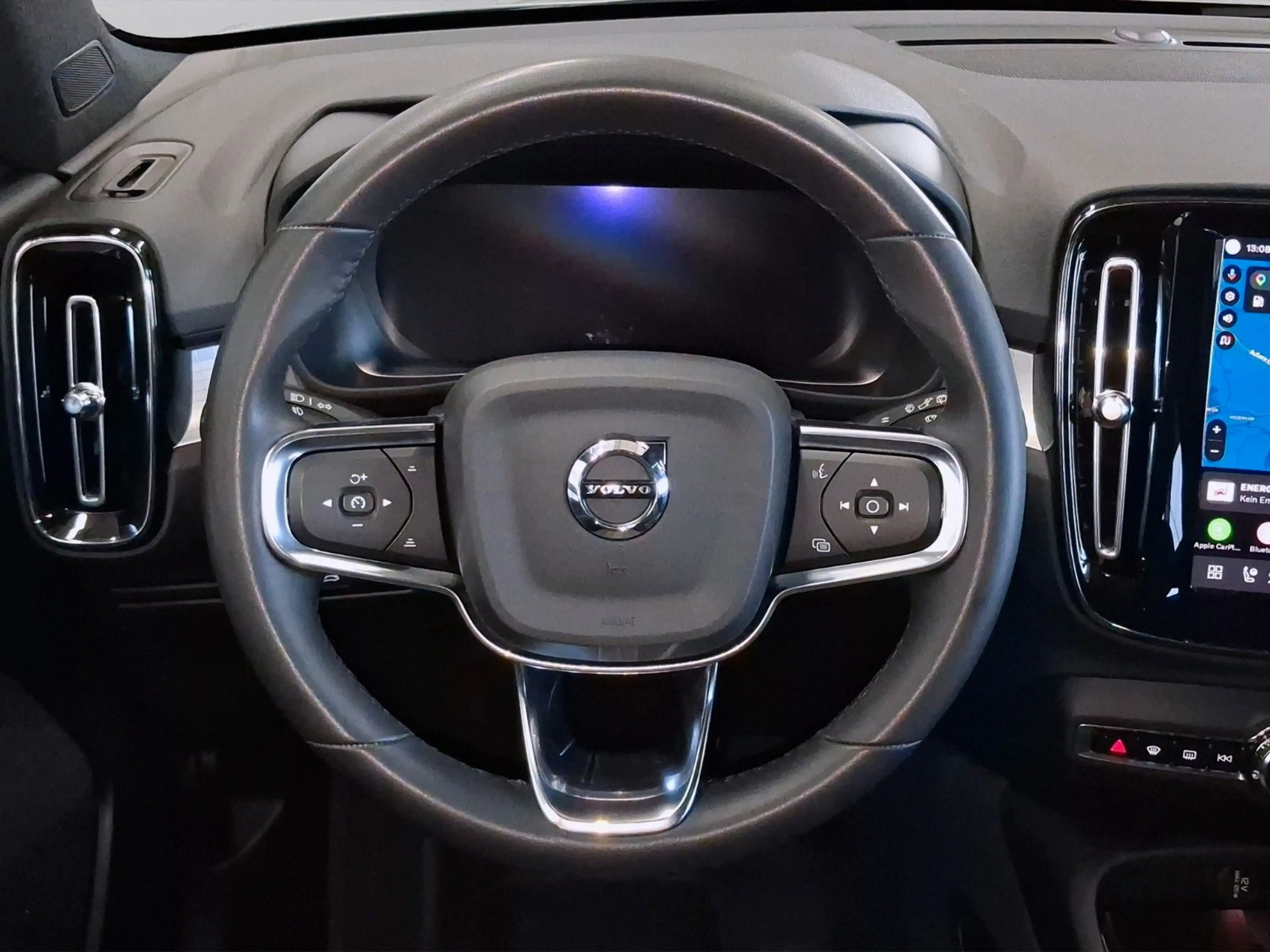 Volvo XC40 Core Aut.,1.Hand,Navi,LED,Tempo,Kamera 360° — photo 13