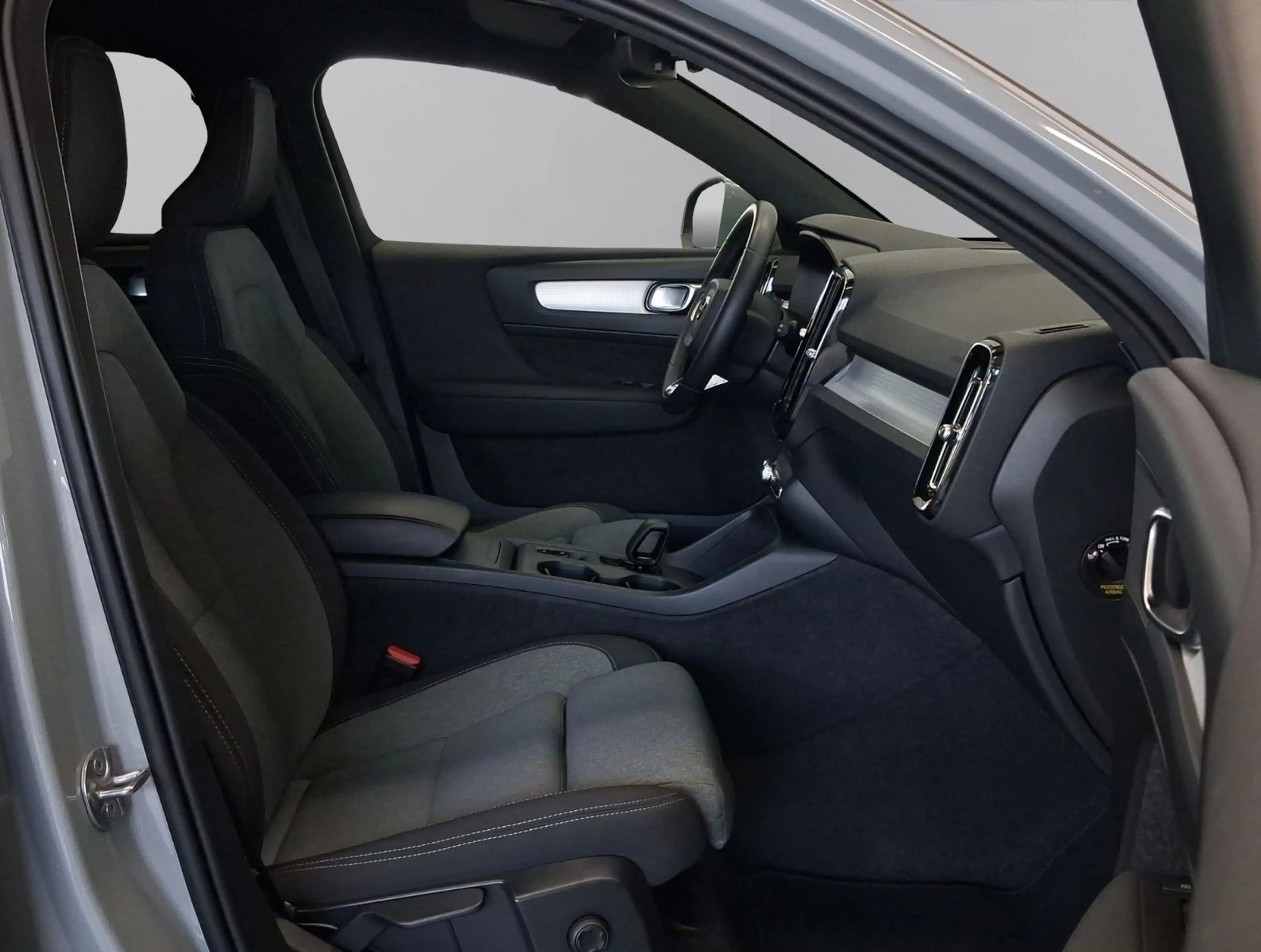 Volvo XC40 Core Aut.,1.Hand,Navi,LED,Tempo,Kamera 360° — photo 9