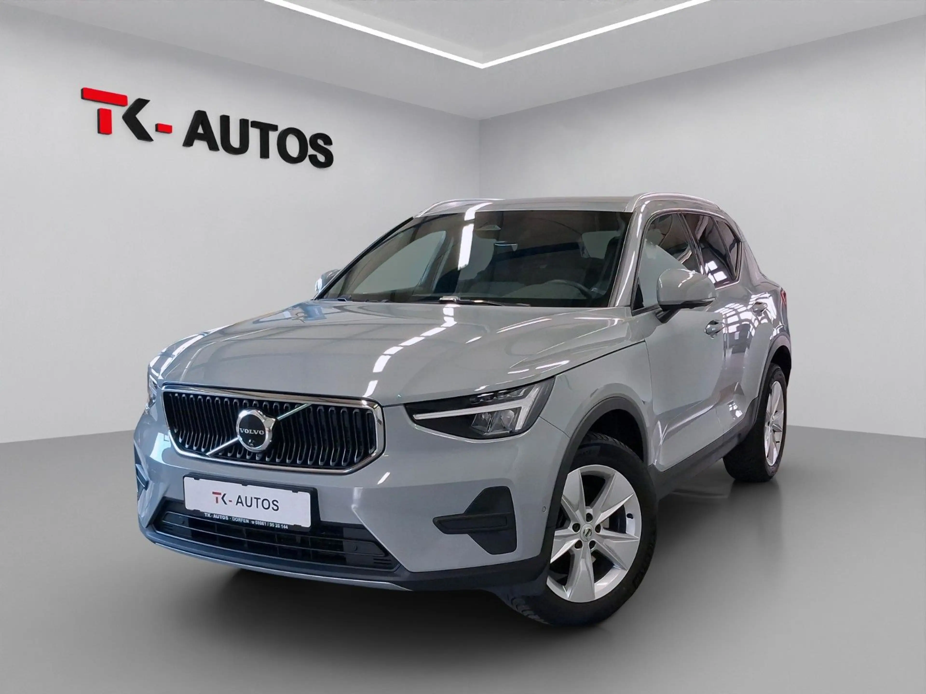 Volvo XC40 Core Aut.,1.Hand,Navi,LED,Tempo,Kamera 360°