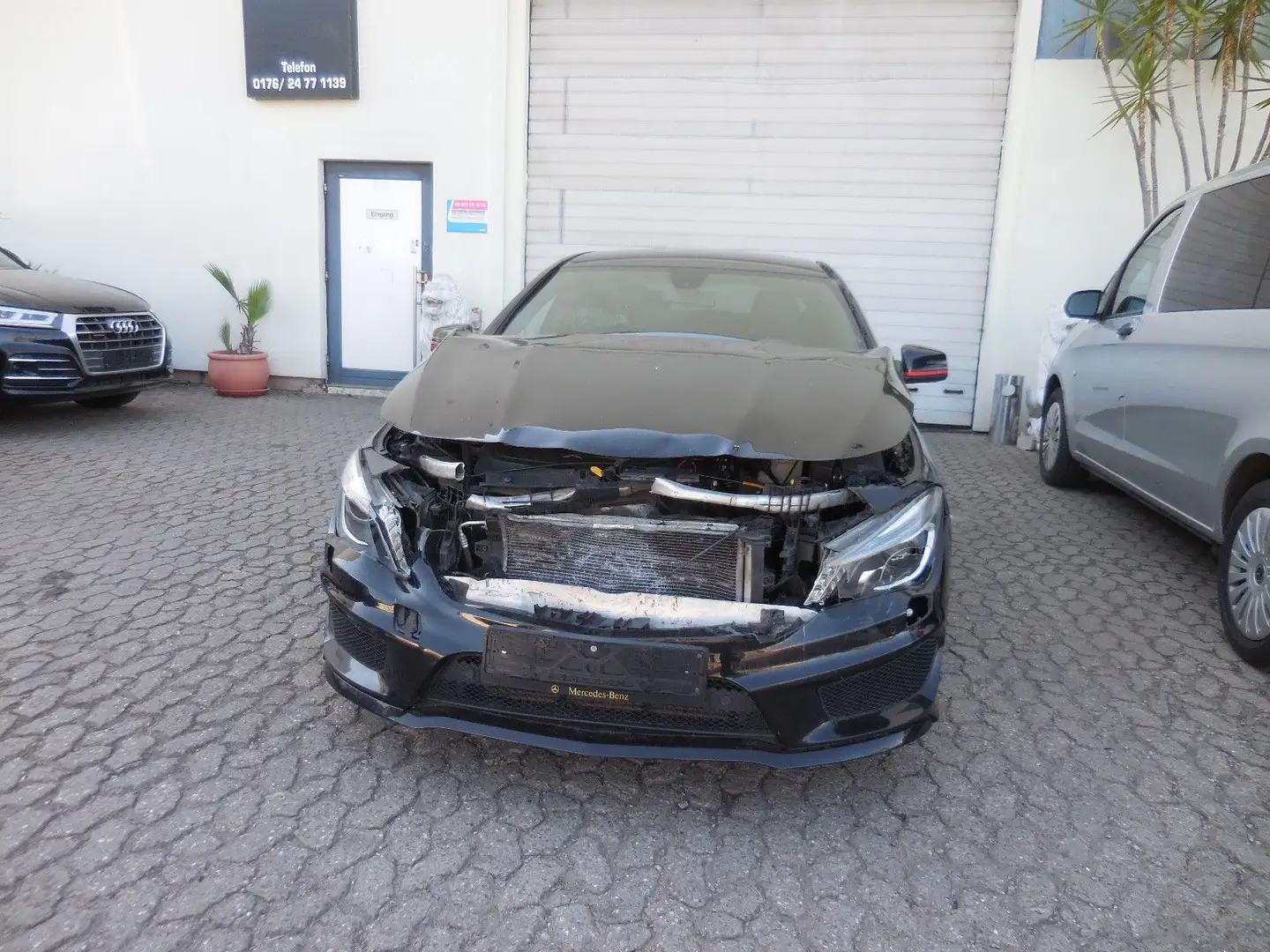 Mercedes-Benz CLA 200 CLA -Klasse CLA 200 AMG Negro - 1