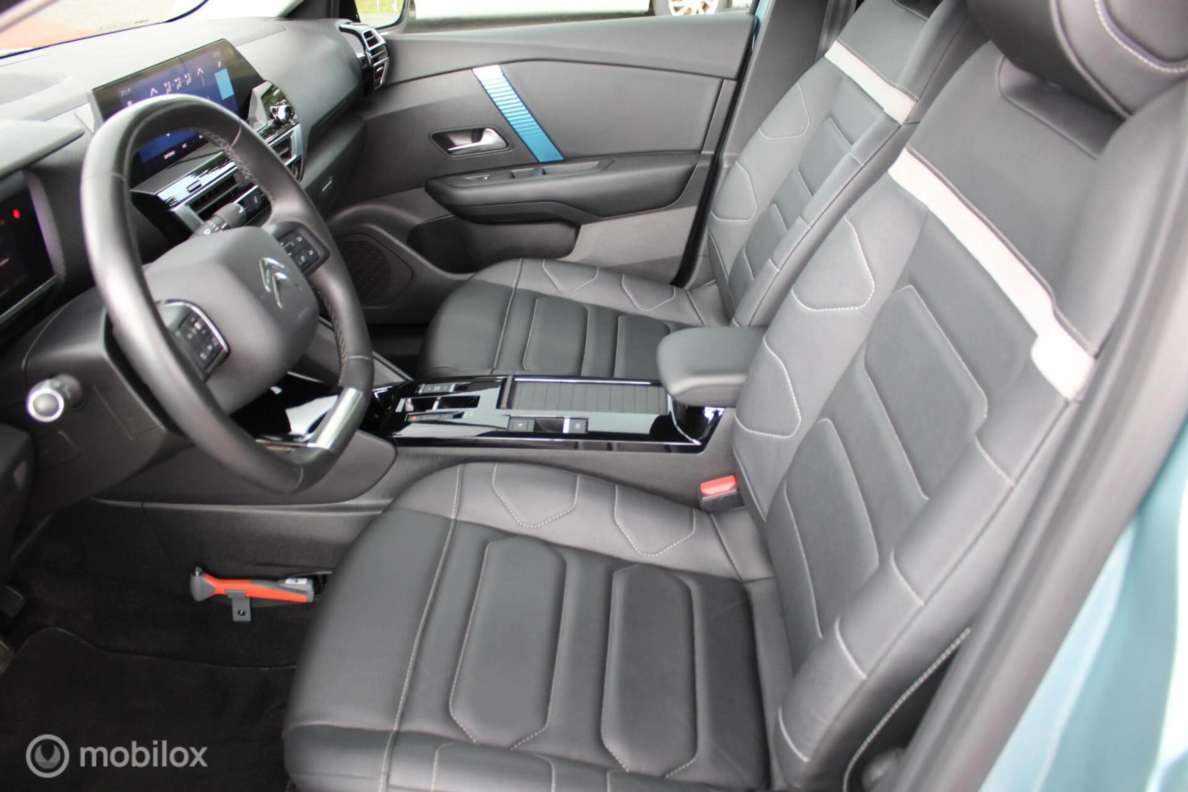 Citroen E-C4 Electric Shine 50 kWh — photo 6