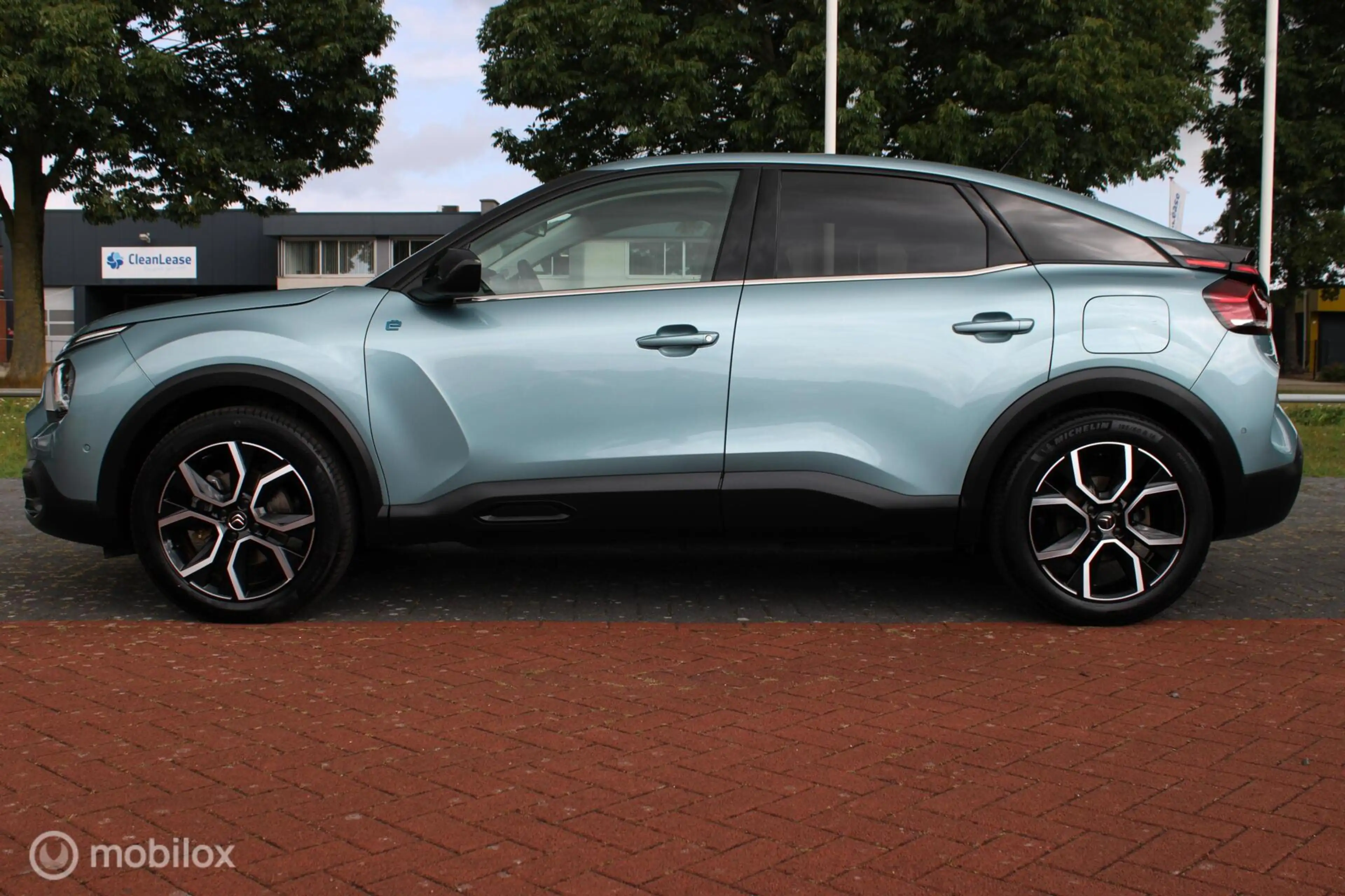 Citroen E-C4 Electric Shine 50 kWh — photo 3