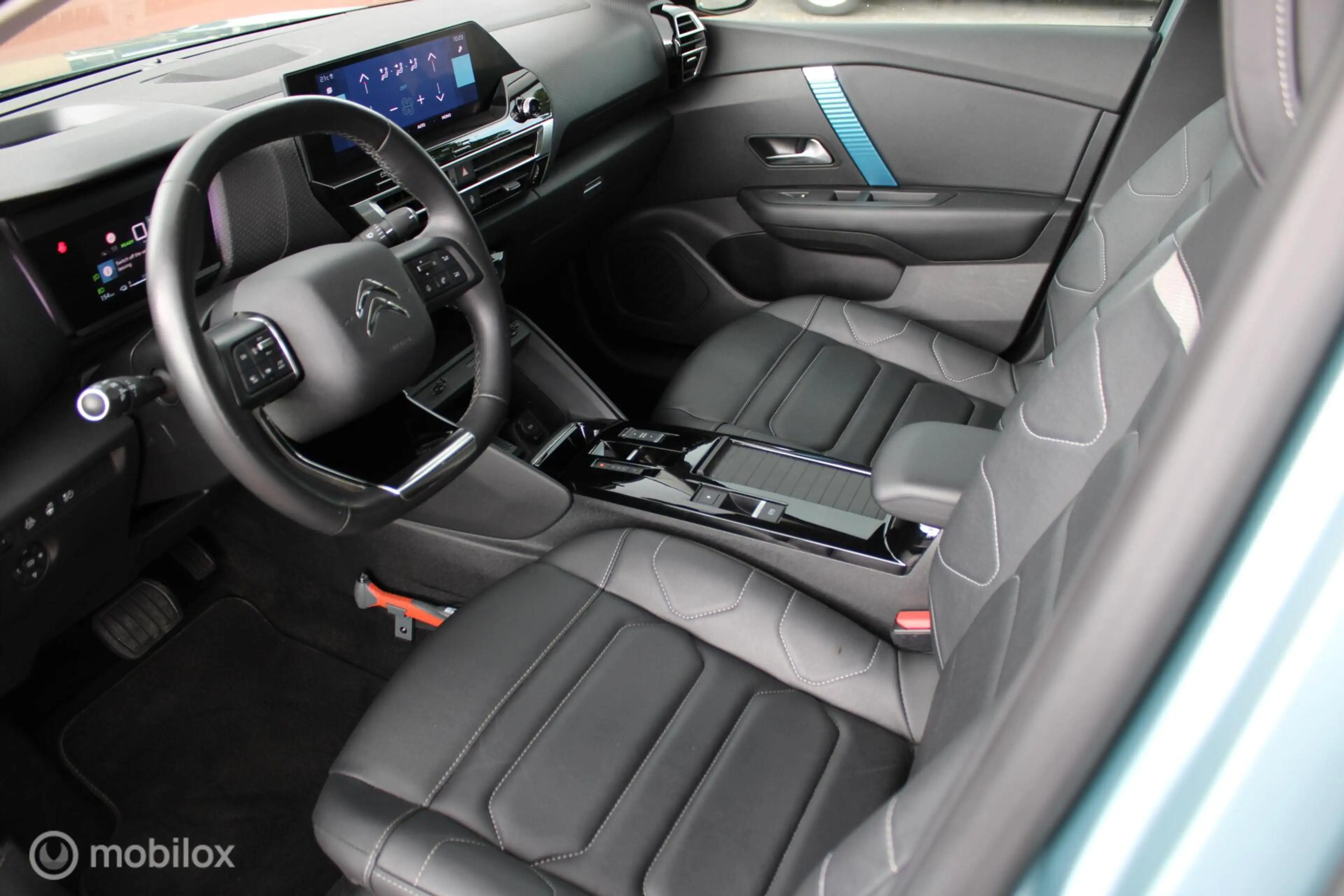 Citroen E-C4 Electric Shine 50 kWh — photo 19