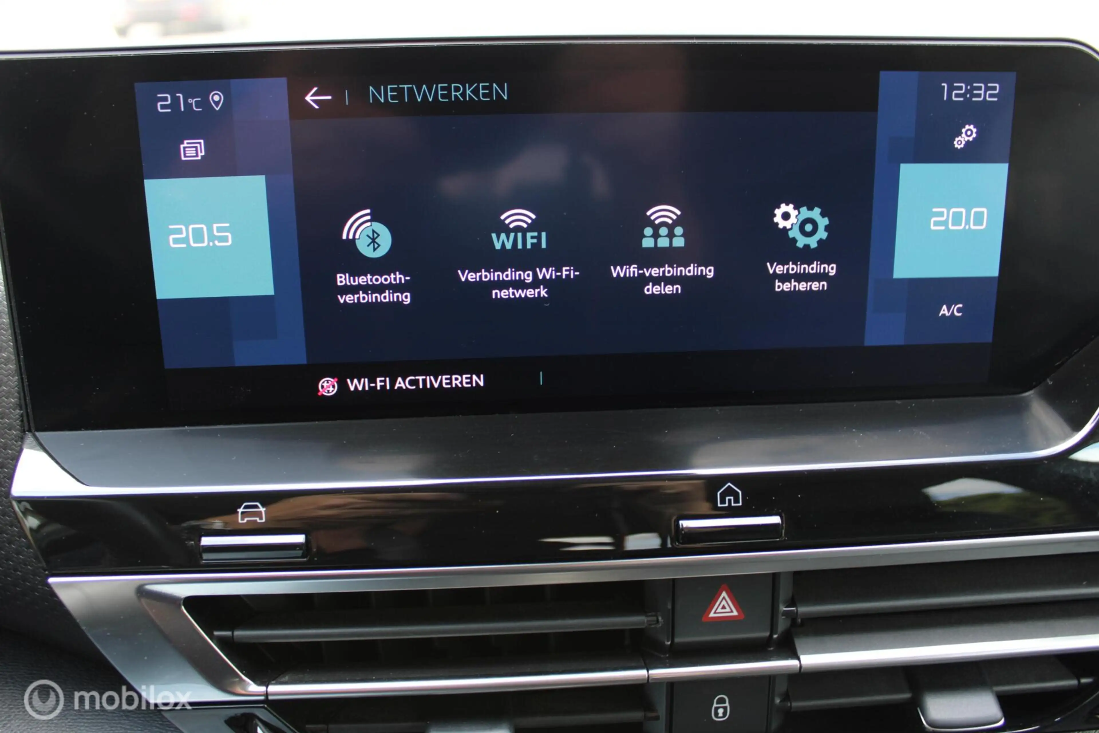 Citroen E-C4 Electric Shine 50 kWh — photo 16