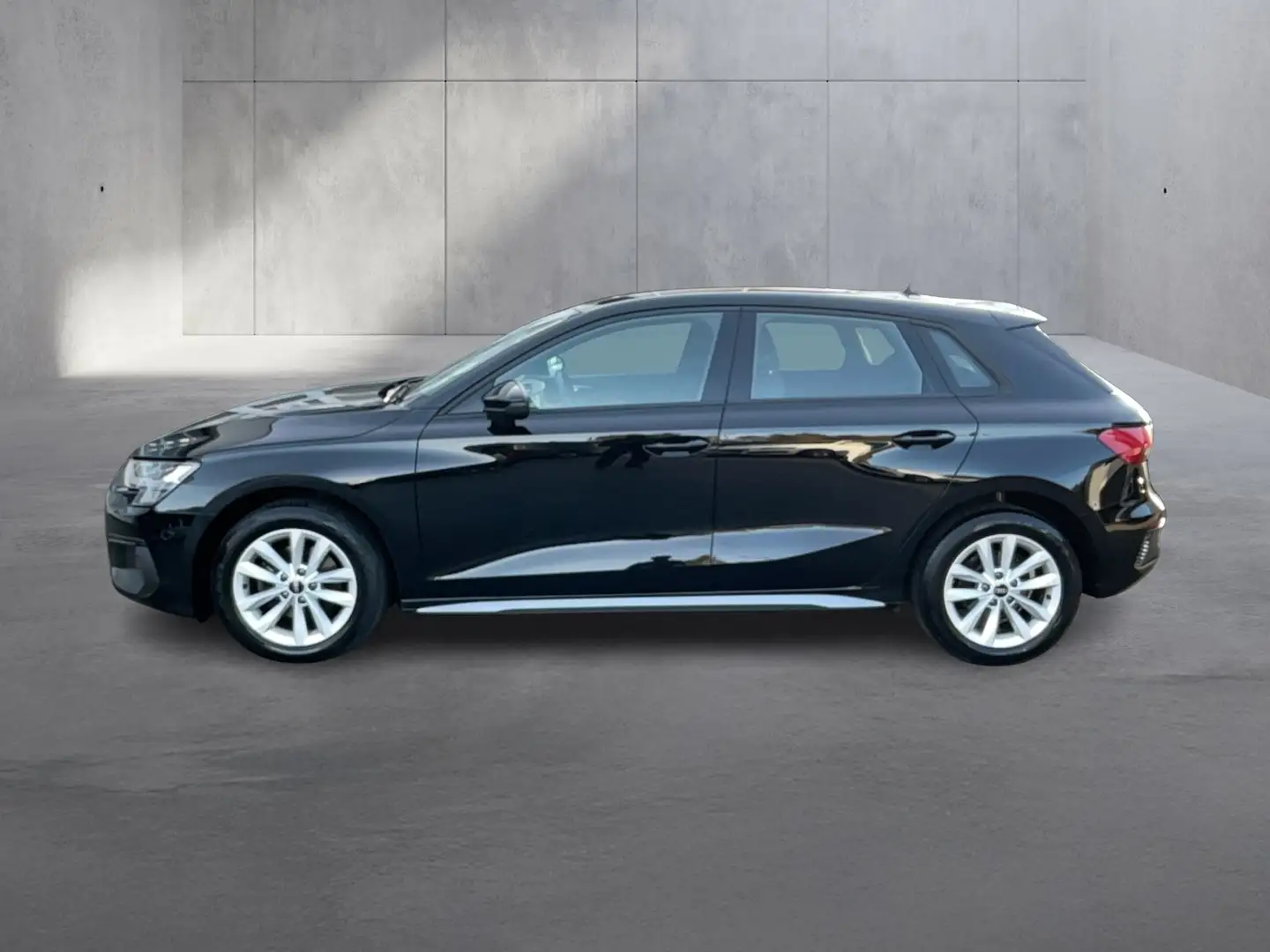 Audi A3 30 TDI Schwarz - 2