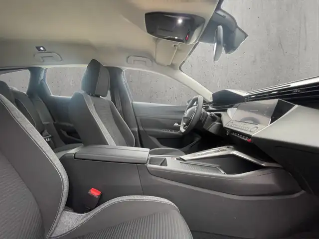 Peugeot 308 SW view 13