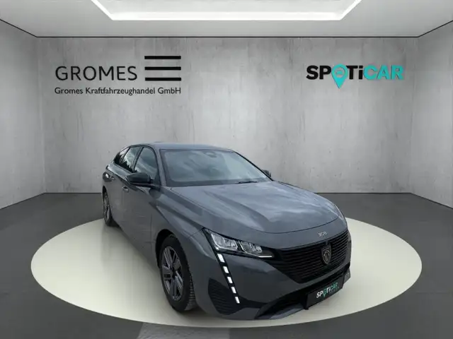 Peugeot 308 SW main image