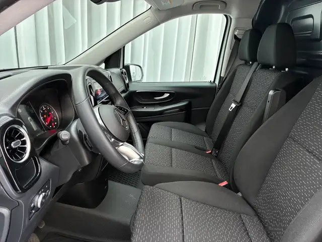 Mercedes-Benz Vito 114 CDI 4x4 Kasten Lang SpurW, MBUX AHK Ansicht 16