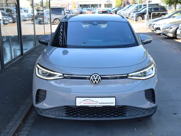 Volkswagen Id.4 view 3