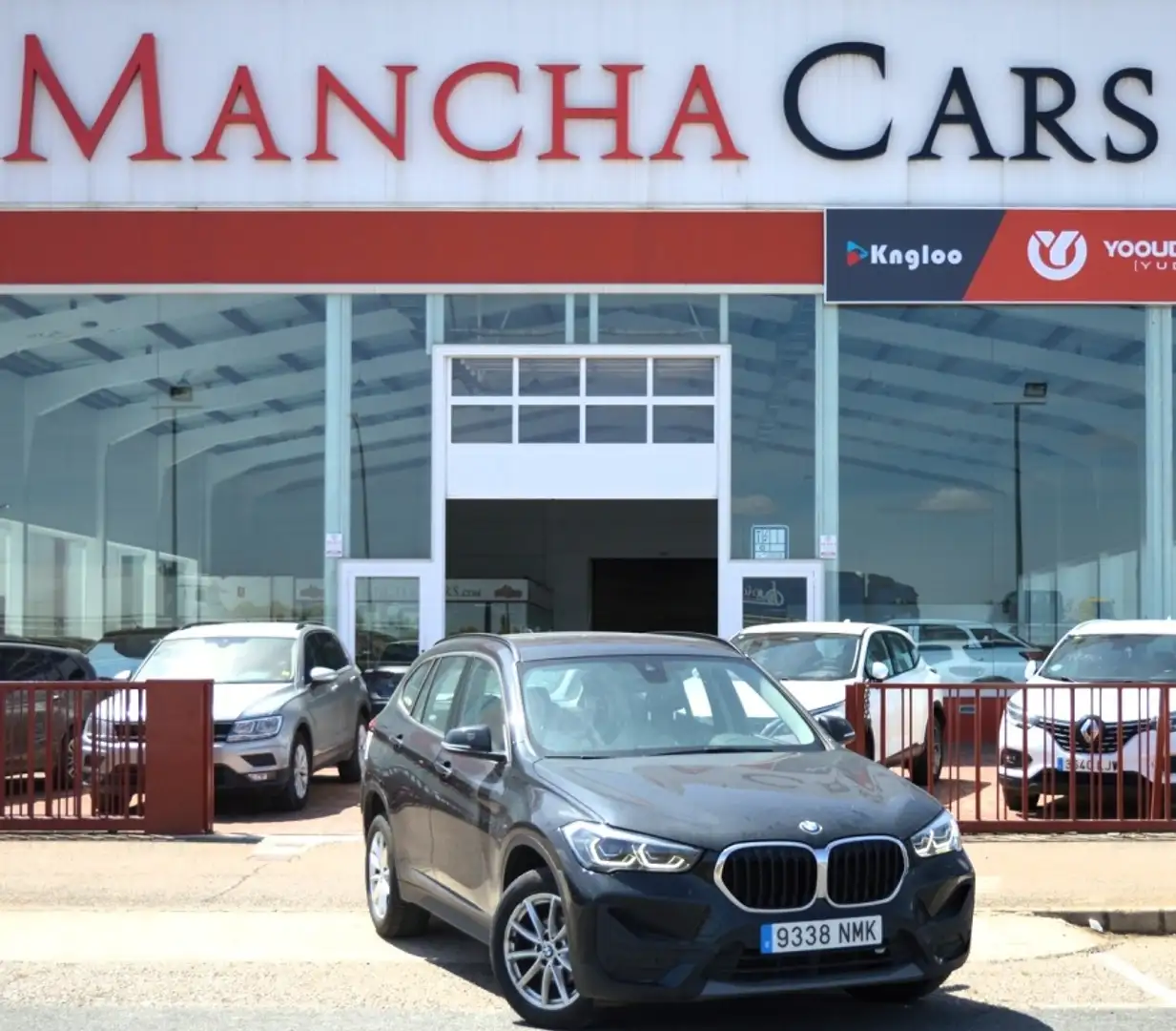 BMW X1 sDrive 16d Business Negro - 1