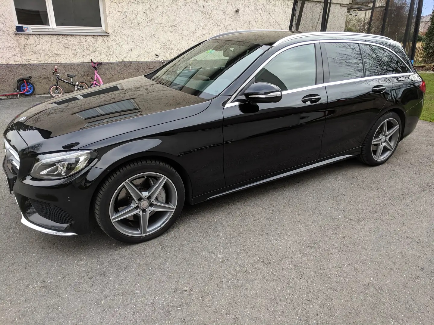 Mercedes-Benz C 250 C 250 T BlueTEC 4MATIC AMG Line A-Edition Schwarz - 1