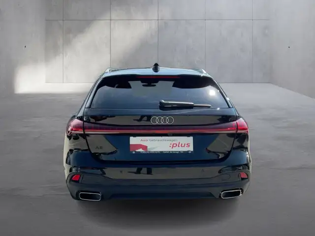Audi A5 view 4