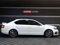 Skoda Octavia 2.0 TSI RS DSG 180kW Wit - thumbnail 2