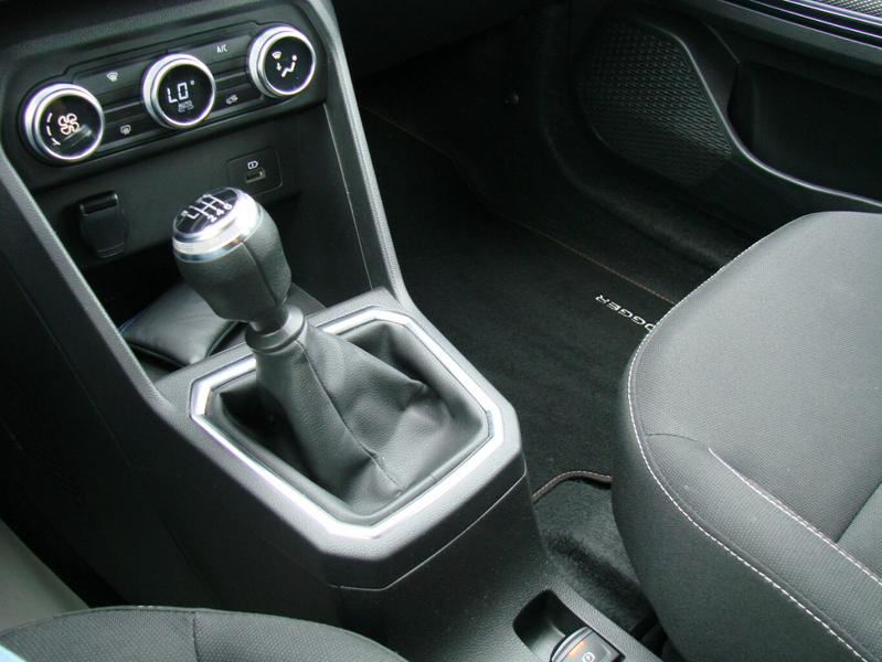 Dacia Jogger 1.0 LPG Extrem+ Tempomat LED AHK 7Sitzer — photo 10
