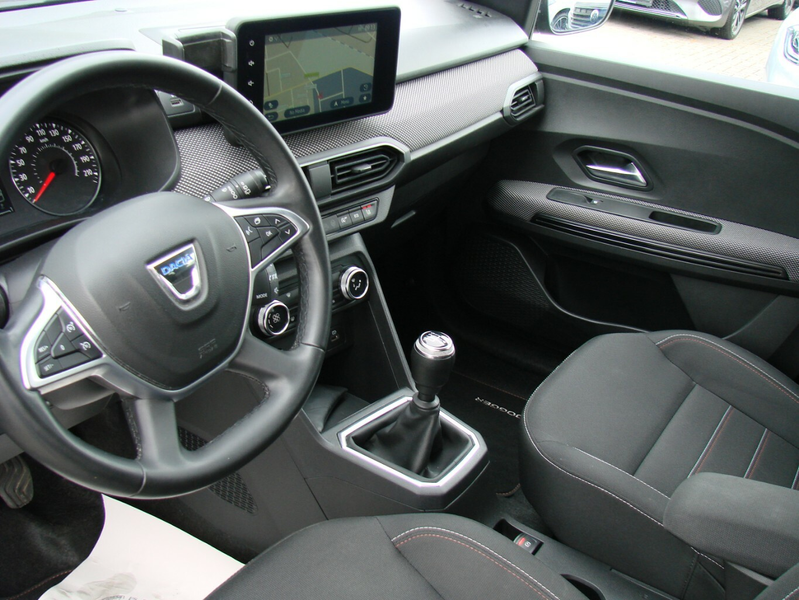 Dacia Jogger 1.0 LPG Extrem+ Tempomat LED AHK 7Sitzer — photo 14
