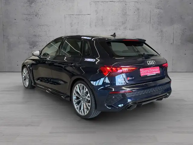 Audi RS3 view 5