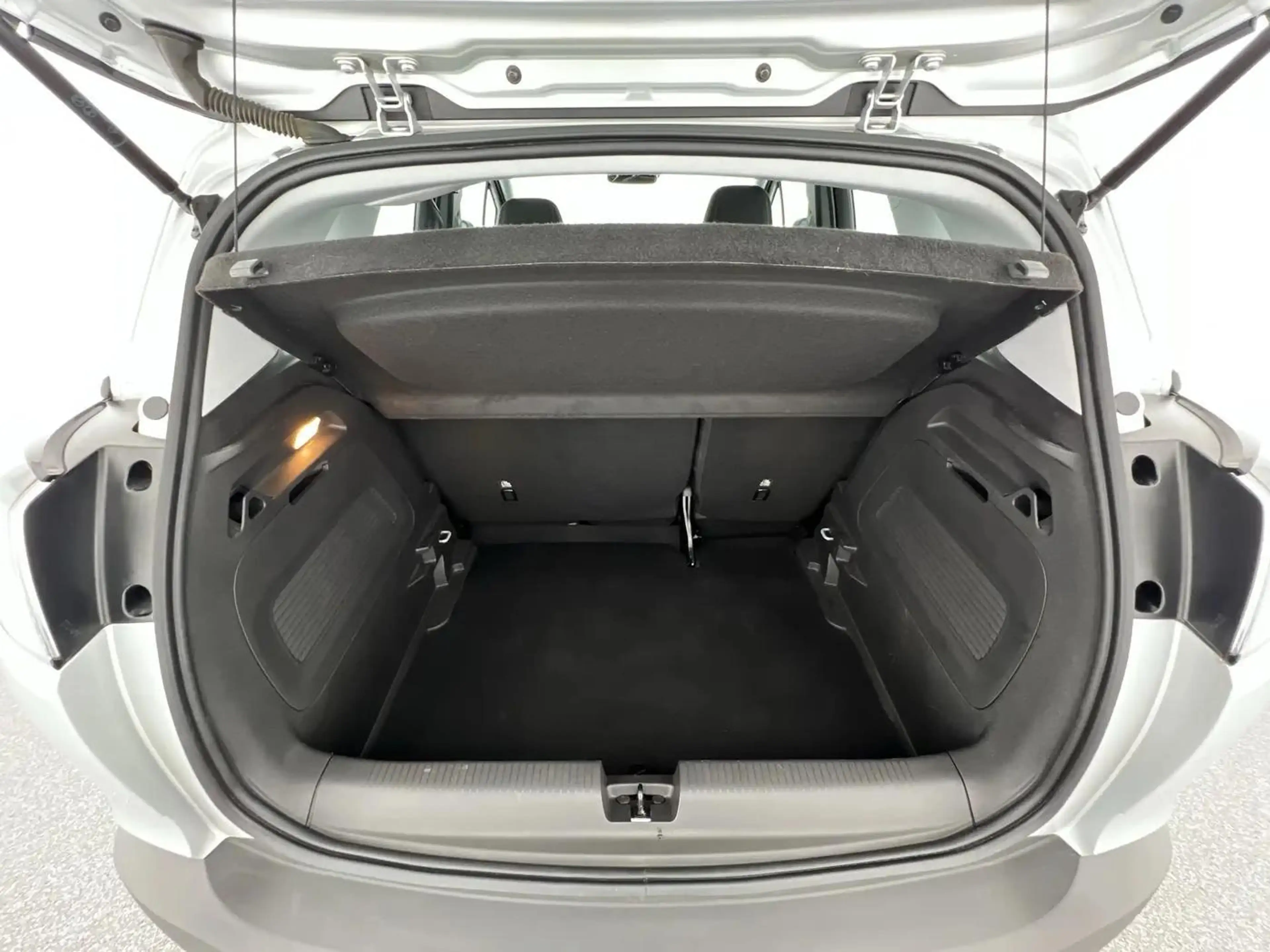 Opel Crossland Enjoy — photo 15