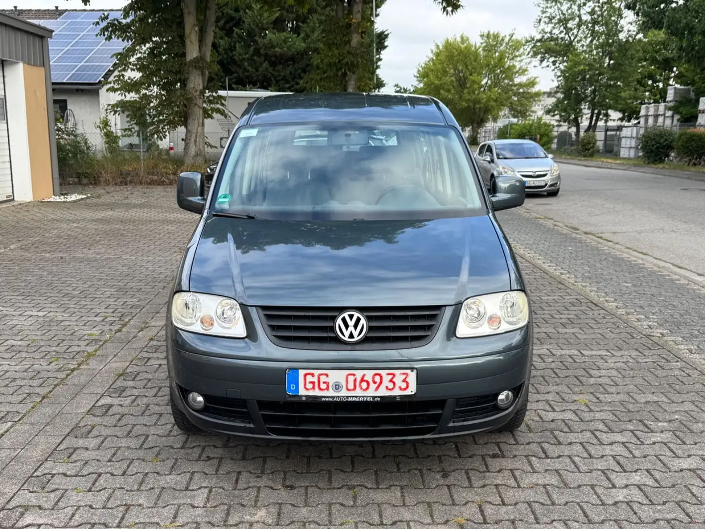 Volkswagen Caddy Maxi Life 1.9 TDI AUTOMATIK 7-SITZE KLIMA Grau - 2