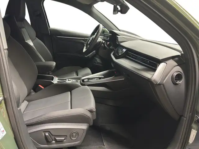 Audi A3 view 10