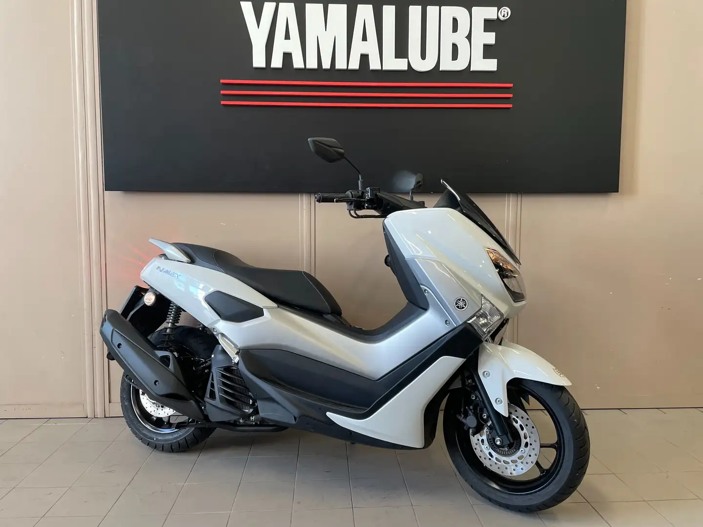 Yamaha NMAX 125 ABS Bianco - 1