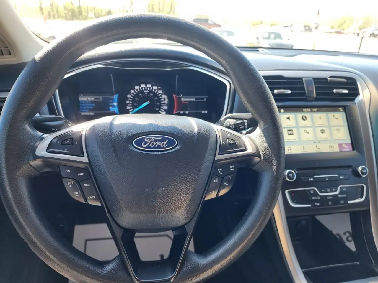 Ford Fusion снимка Ford Fusion
