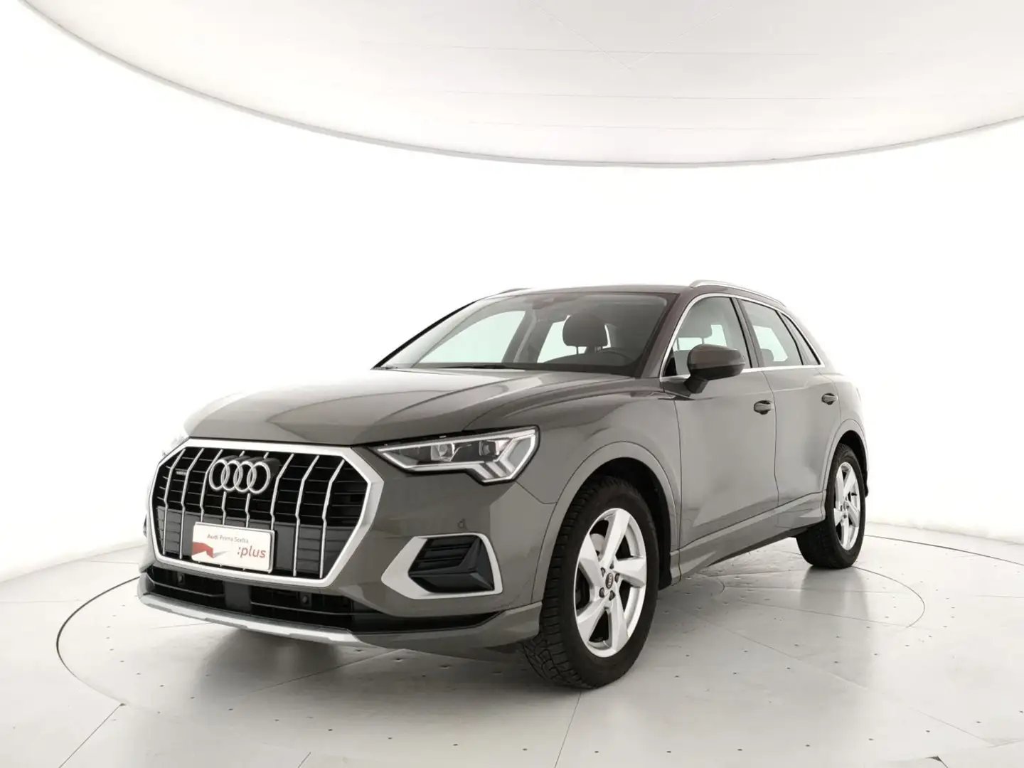 Audi Q3 35 TDI quattro S tronic Business Grigio - 1
