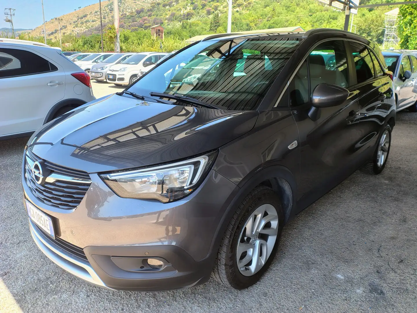 Opel Crossland X 1.2 Innovation s&s Grau - 1