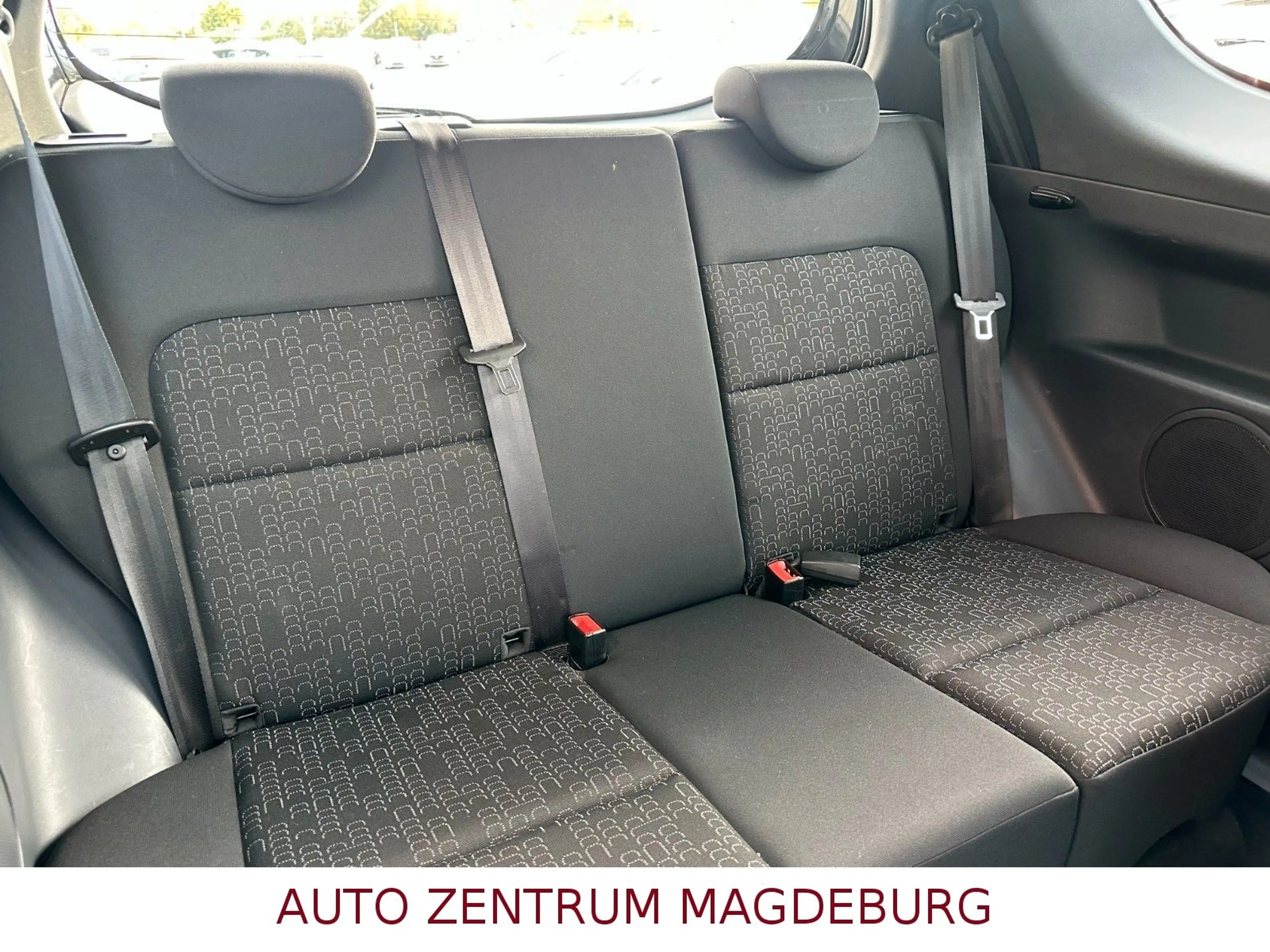 Mitsubishi Colt Lim. ClearTec*KLIMA*SITZH*2HAND* — photo 13
