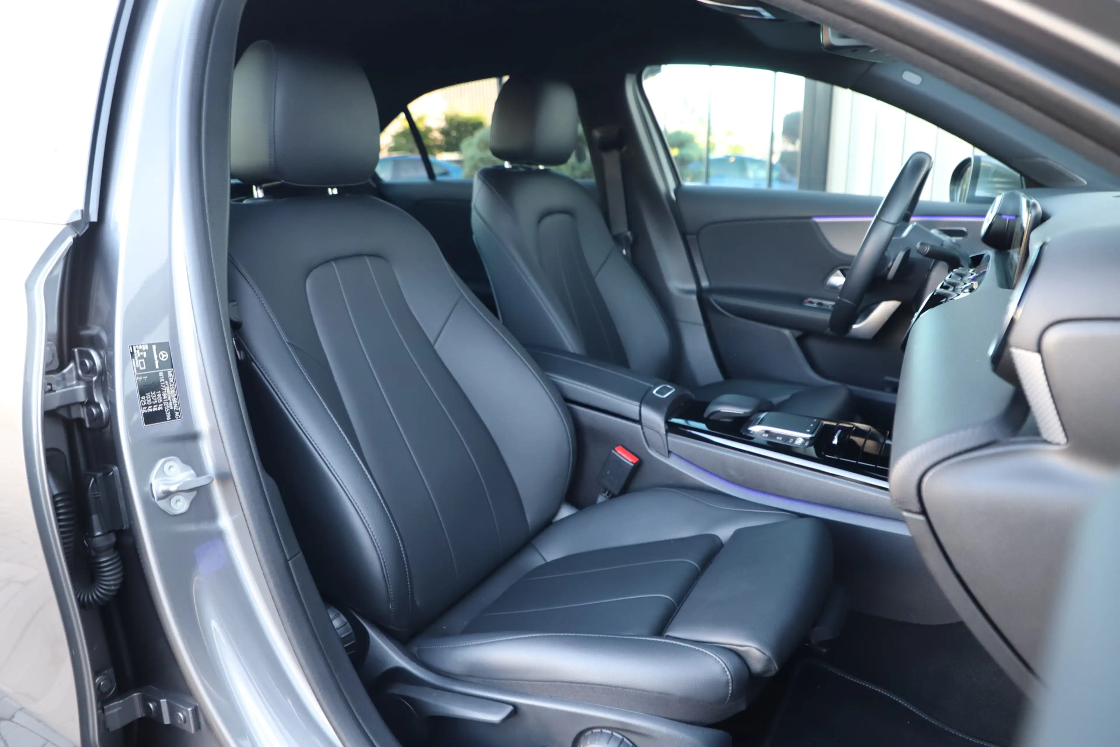 Mercedes-Benz A 180 Business Solution Luxury | 136PK | Sfeerverlichtin — photo 10