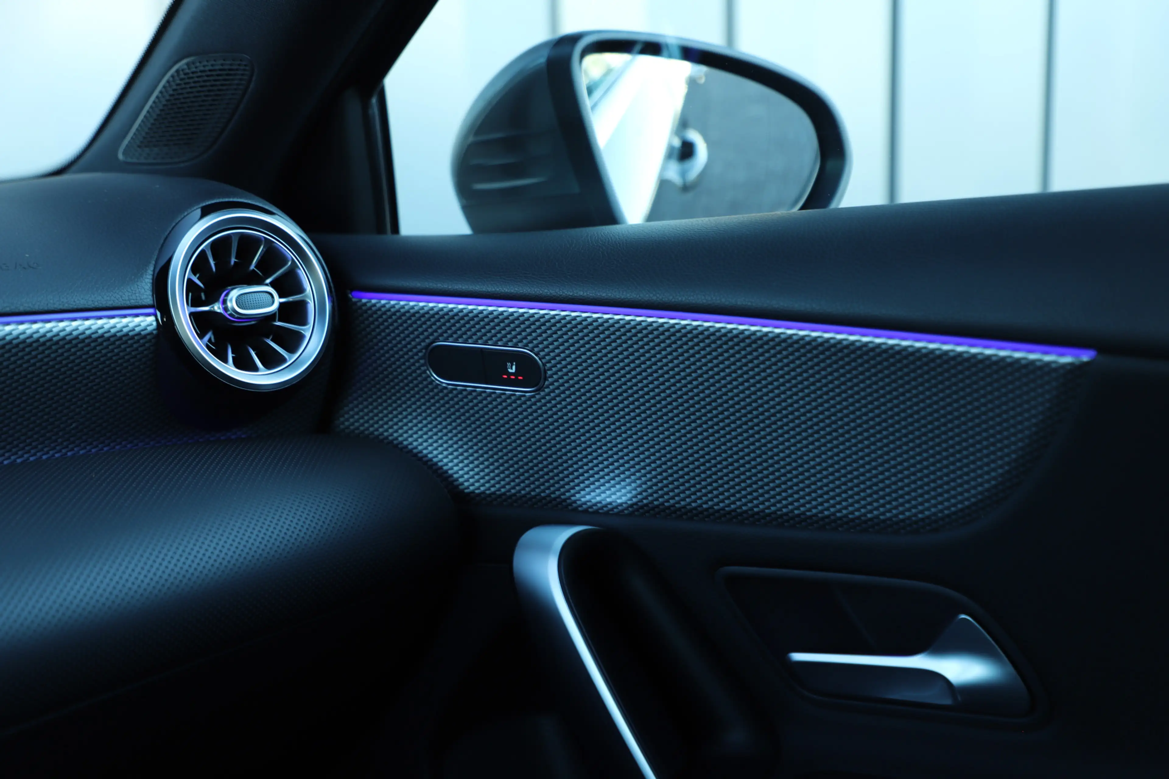 Mercedes-Benz A 180 Business Solution Luxury | 136PK | Sfeerverlichtin — photo 11