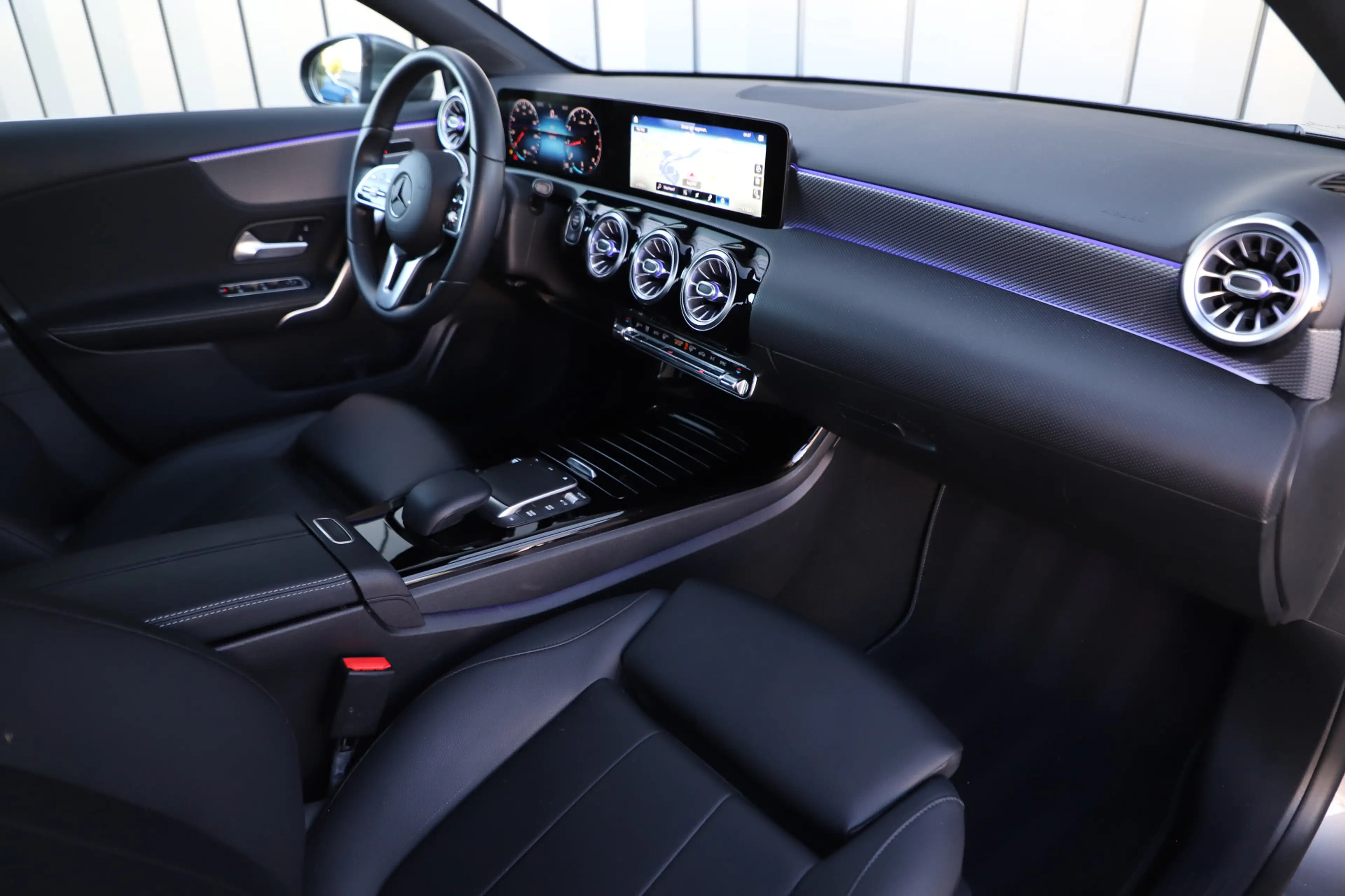 Mercedes-Benz A 180 Business Solution Luxury | 136PK | Sfeerverlichtin — photo 2