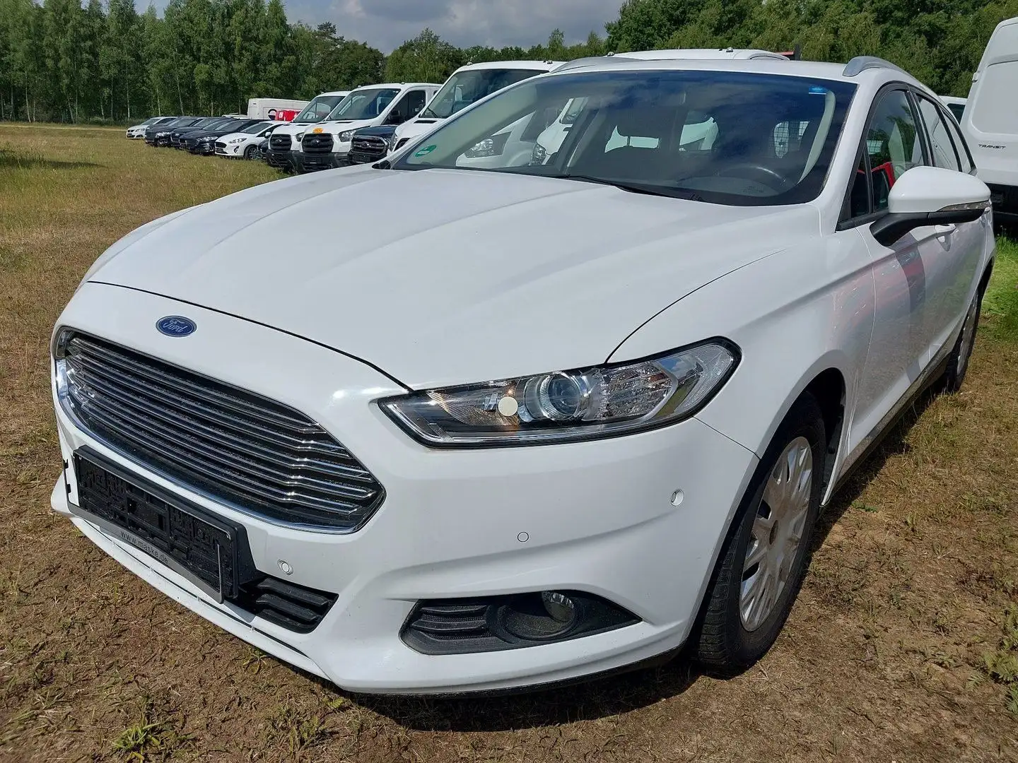 Ford Mondeo Turnier 1.5 EcoBoost Trend Automatik Weiß - 1