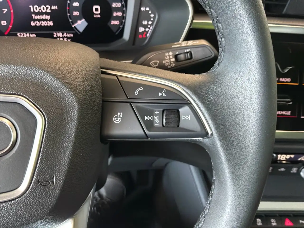 Audi Q3 снимка Audi Q3