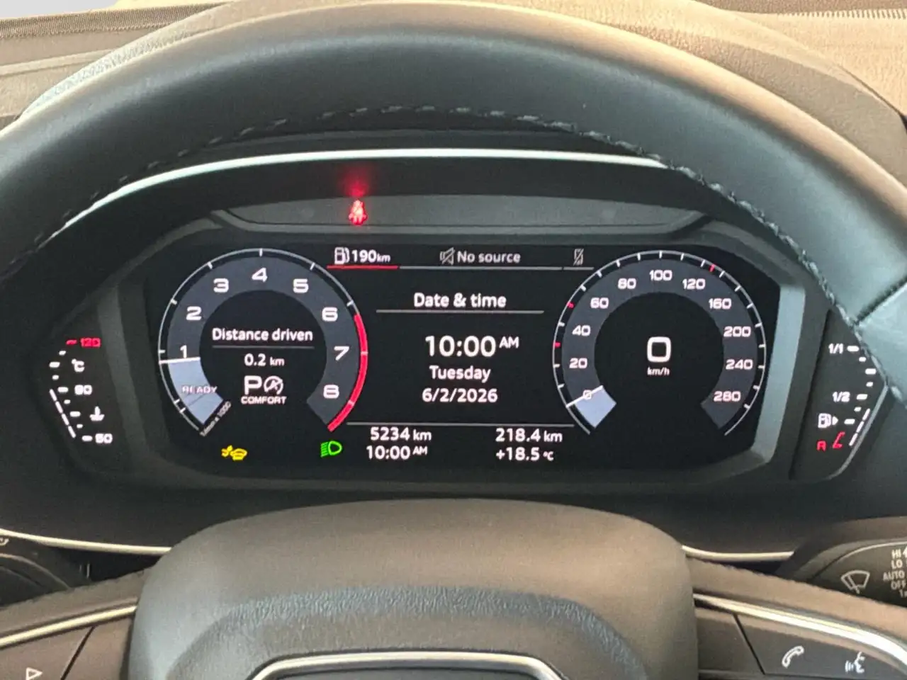 Audi Q3 снимка Audi Q3