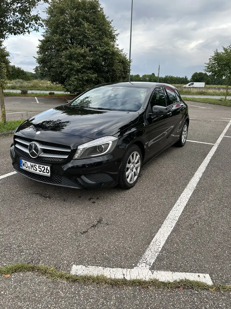 Mercedes-Benz A 200 CDI 4Matic 7G-DCT Negru - 1