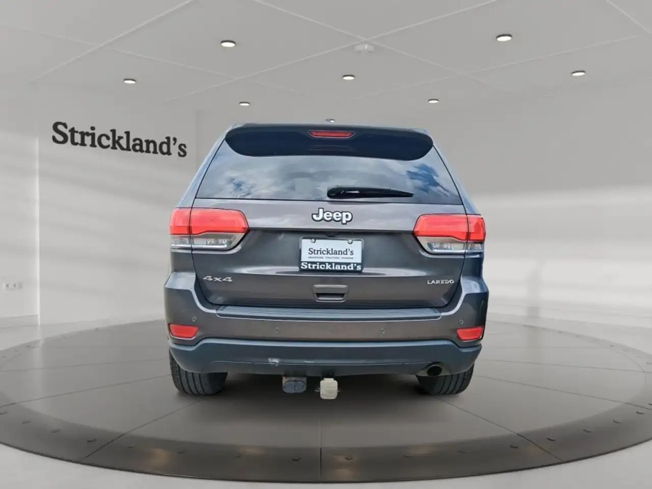 Jeep Grand Cherokee снимка Jeep Grand Cherokee