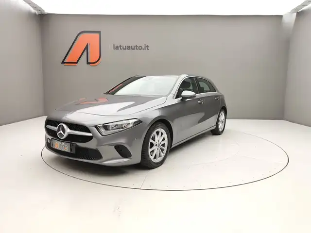 Mercedes-Benz A 180 A180 136CV BUSINESS