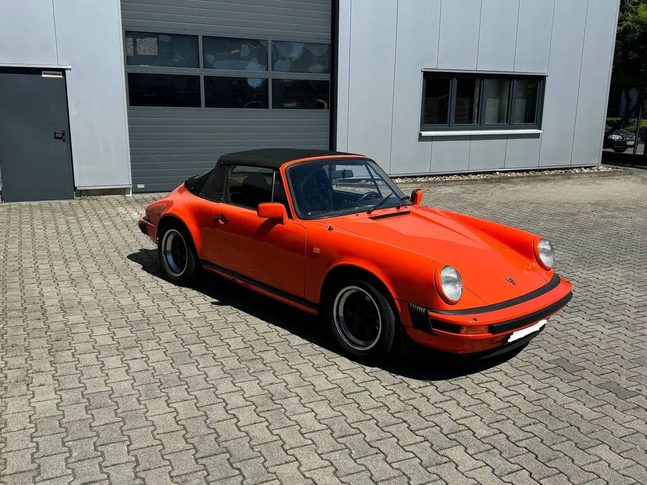 Porsche 911 3.0 SC Cabriolet, foto 3