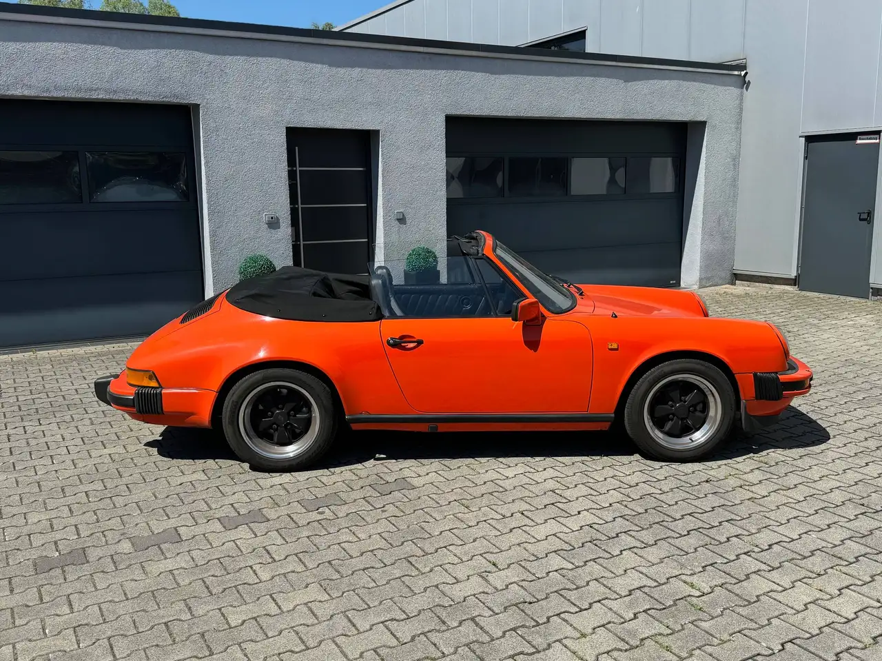 Porsche 911 3.0 SC Cabriolet, foto 12