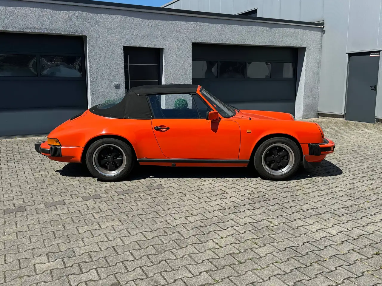 Porsche 911 3.0 SC Cabriolet, foto 7