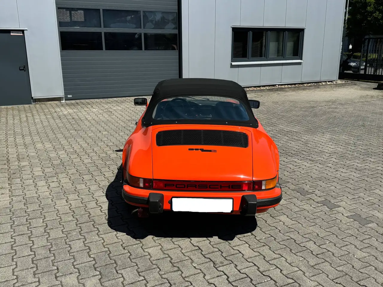 Porsche 911 3.0 SC Cabriolet, foto 8